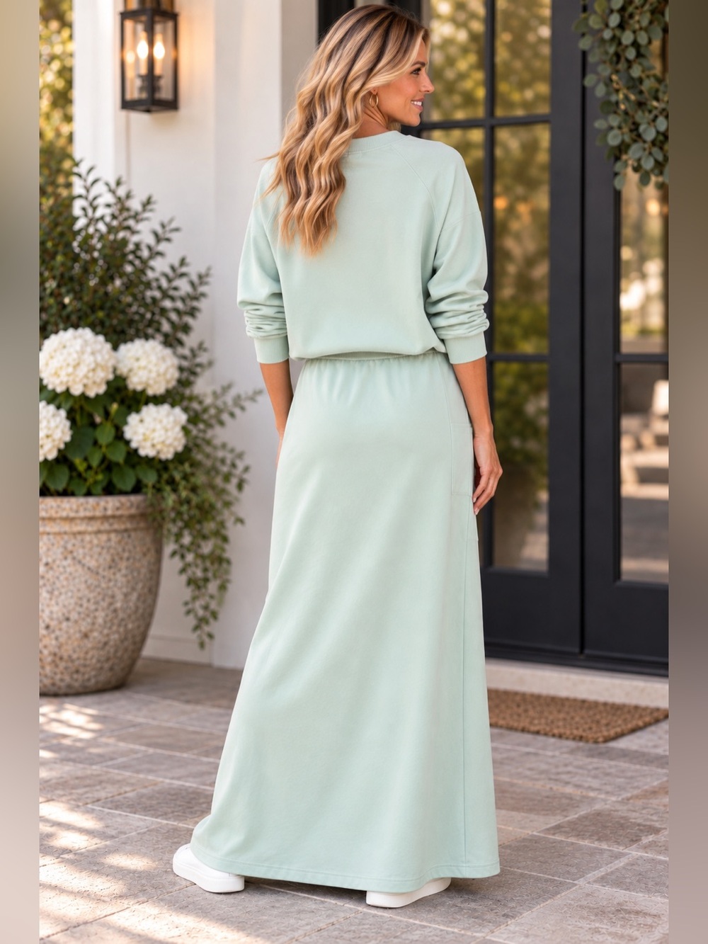 Aleeza Paris Elara Tiffany Maxi Skirt & Sweatshirt Set NWOT - Picture 2 of 9